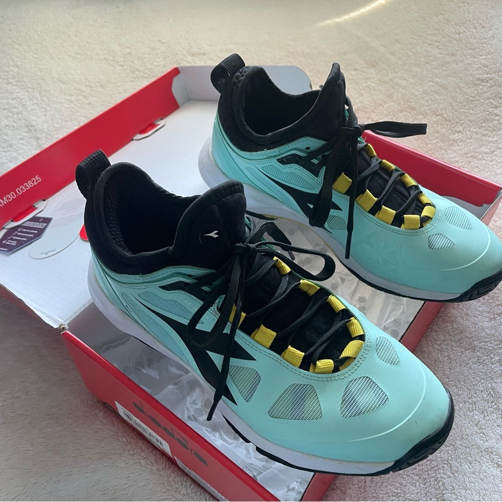 Diadora Blushield fly 3 & W Ag